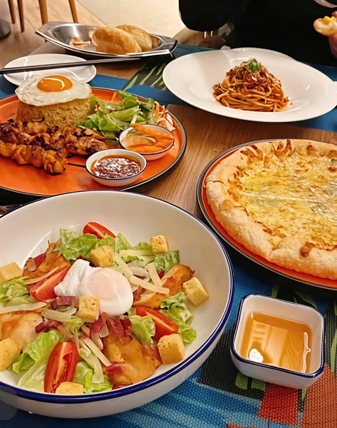 Nên ăn nhà hàng Angsana Quan Lạn hay ăn ngoài