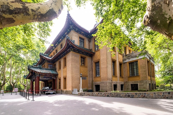 Du lịch Mỹ Linh Cung