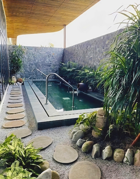 Tắm Onsen ở Angsana Quan Lạn có đắt không