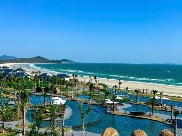 biển Sơn Hào đảo Quan Lạn