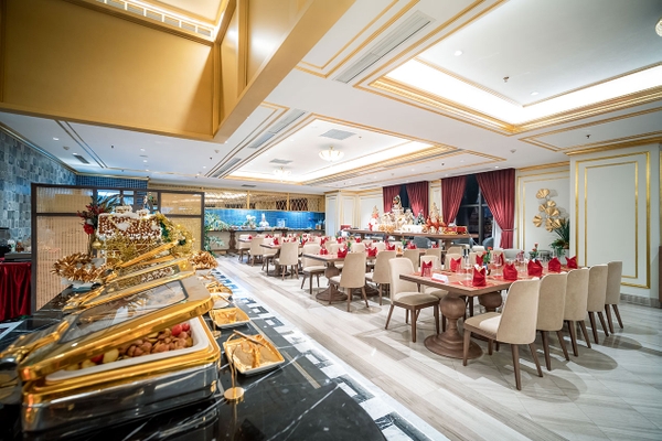 Review khách sạn dát vàng Dolce by Wyndham Hanoi Golden Lake 10