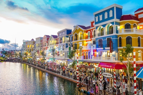 ​Review VinHolidays Fiesta Phú Quốc 14