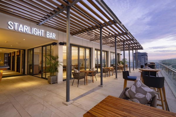 Starlight Bar - Anya Premier Quy Nhơn 5 sao