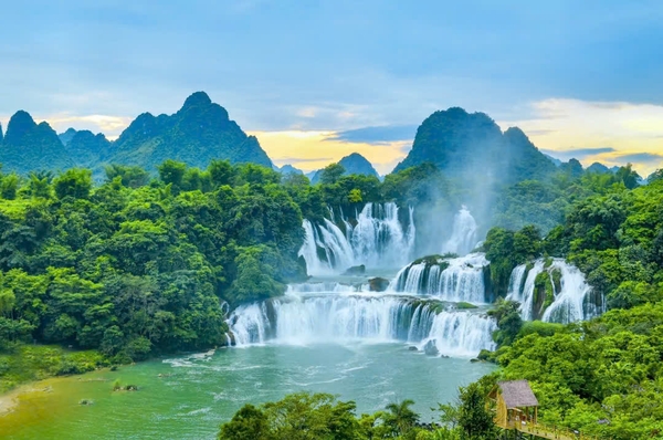 Thác Đức Thiên, Quảng Tây