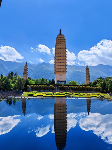 Chụp ảnh Tam Tháp Đại Lý