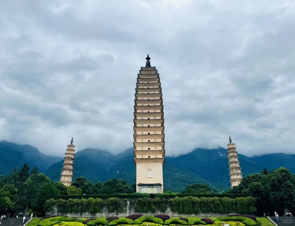 Vé tham quan Tam Tháp Đại Lý