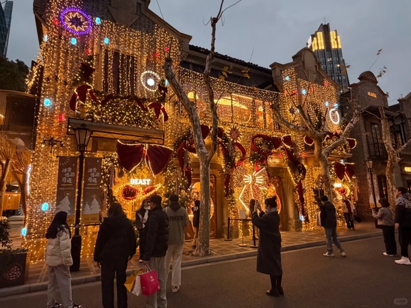 du lịch Thượng Hải Tân Thiên Địa