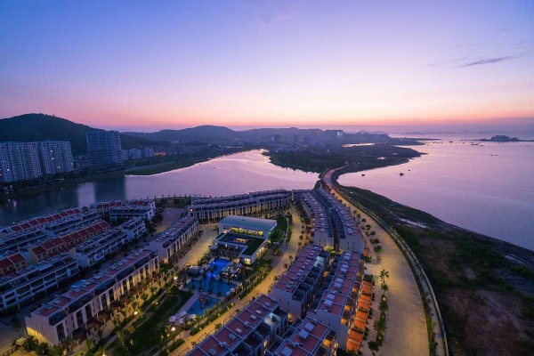 Review Top 10 Resort/Khách Sạn Đẹp Nhất Hạ Long 4