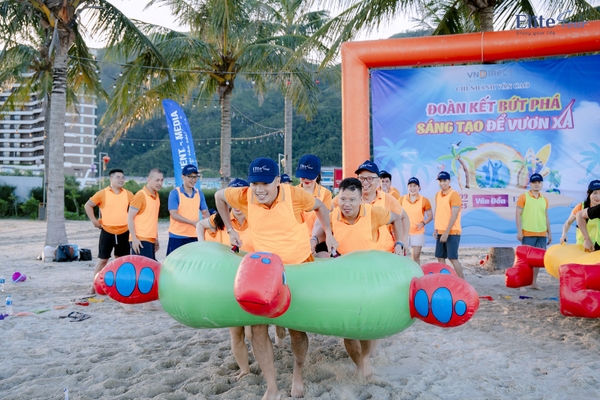 Sự khác biệt giữa tour đoàn và tour ghép