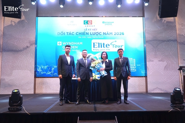 Elite Tour tổ chức tour du lịch công ty giá tốt