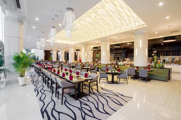 Lưu ngay 5 khách sạn view biển tuyệt đẹp ở Nha Trang 2