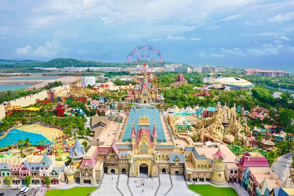 ​Review VinHolidays Fiesta Phú Quốc 11