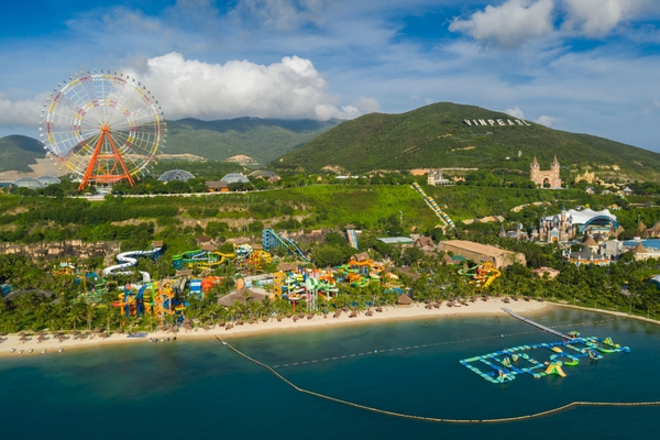 Những trò chơi nước hấp dẫn tại Vinwonders Nha Trang không thể bỏ lỡ mùa hè này 8