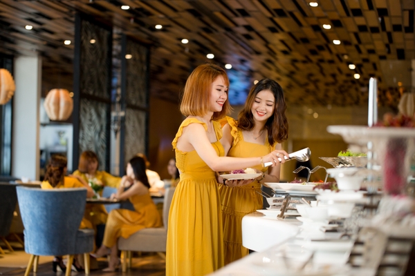 khách sạn Quinter Central Nha Trang