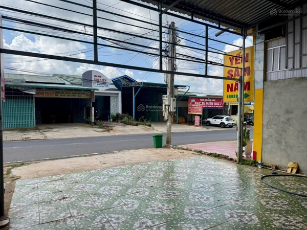 Bán nhà 332m2 mặt tiền đường ĐT 725 Nam Ban