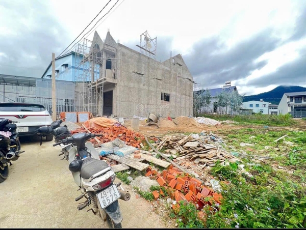 Bán đất Lạc Dương tại đường Thống Nhất