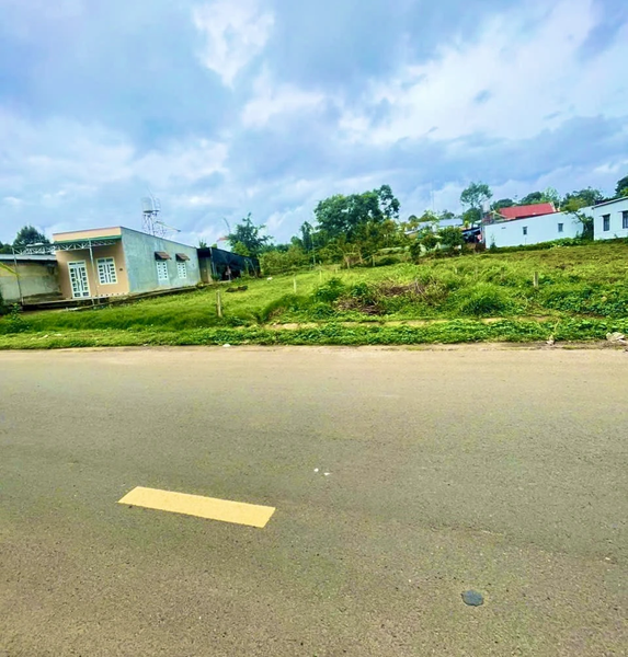 Bán đất Lâm Đồng tại B'Lao mặt tiền đường