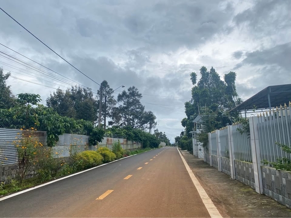 Bán nhà Bảo Lộc giá ngộp