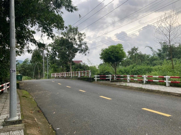 Đất Đah Huoai đường Nguyễn Trãi