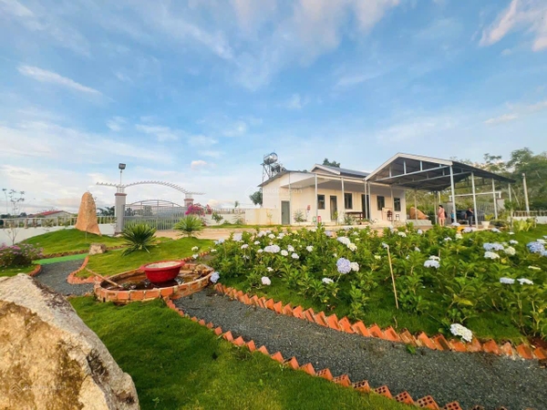 Bán nhà Lâm Hà có vườn