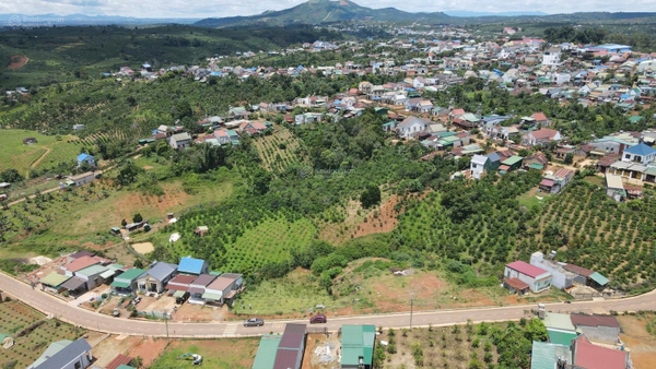 Đất Di Linh gần Liên Đầm