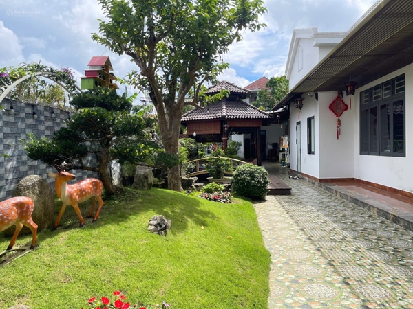 Bán nhà tại đất Bảo Lộc giá tốt