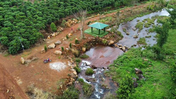 Bán đất Lâm Đồng tại thị trấn Lộc Thắng có suối