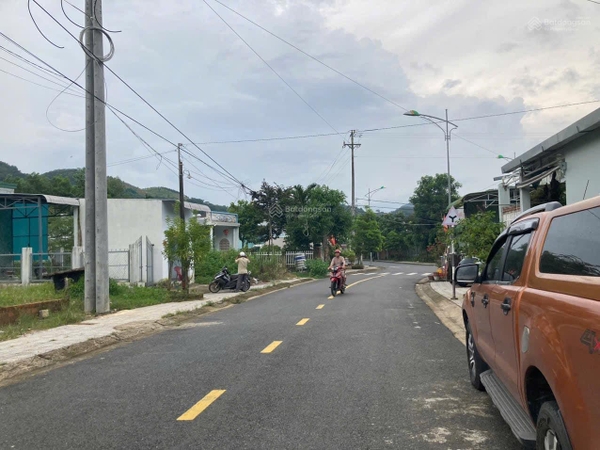 Đất Đah Huoai đường Nguyễn Trãi