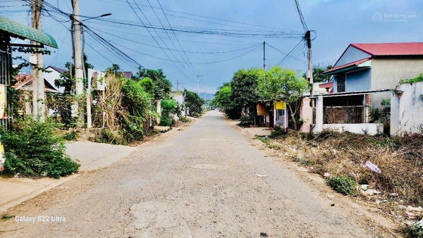 Đất Đức Trọng mặt đường nhựa