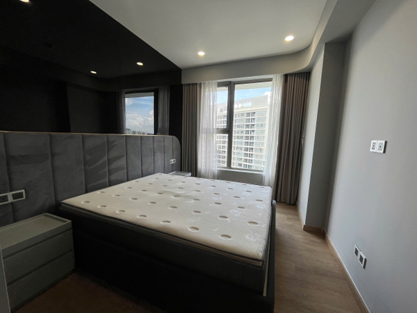 MIDTOWN APARTMENT WITH 3 BEDROOMS FOR RENT | 126M2 | THE PEAK