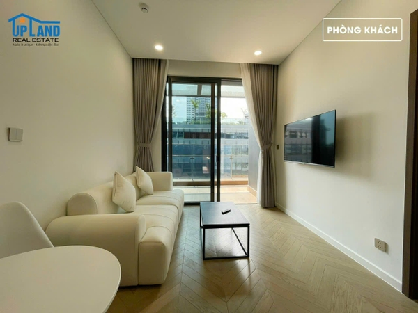 DISTRICT 2 LUMIERE RIVERSIDE 1 BEDROOM FOR SELL