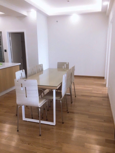 DISTRICT 7 SCENIC VALLEY 3 BEDROOMS FULL OPTION FOR RENT