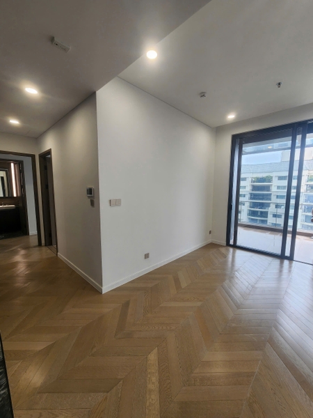 🌿 FOR SALE – LUMIÈRE RIVERSIDE APARTMENT – 75M² – 2 BEDROOMS – BASIC FURNISHED – 11.35 BILLION VND (ALL IN) 🌿