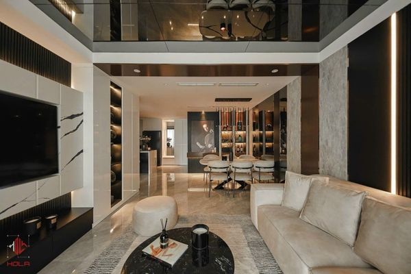 DISTRICT 7 MIDTOWN  APARTMENT 3 BEDROOMS FULL FURNITURE  FOR SELL