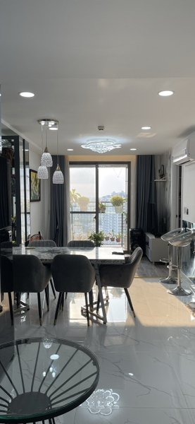 SAIGON SOUTH 2 BEDROOMS WITH HIGH FLOORS FOR SALE