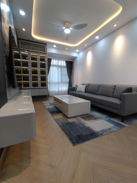 PHU MY HUNG SKY GARDEN  APARTMENT 3 BEDROOMS FULL OPTIONS  FOR SELL