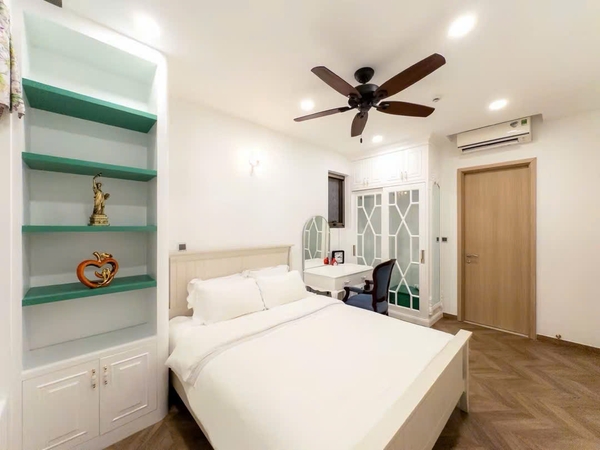 MIDTOWN PHU MY HUNG THE PEAK FOR RENT 2 BEDROOMS WITH NICE FURNITURE