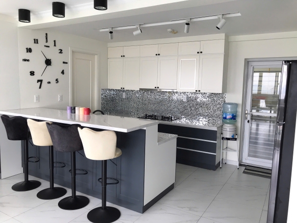 DISTRICT 7 PENTHOUSE HAPPY VALLEY PHU MY HUNG FOR SELL