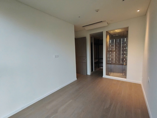 DISTRICT 2 THE OPERA METROPOLE 2 BEDROOMS FOR SELL