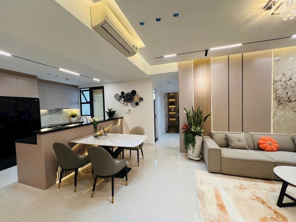 DISTRISCT 7 THE VIEW RIVIERA POINT APARTMENT 3 BEDROOMS FOR SELL