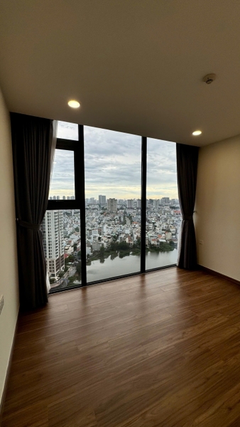 DISTRICT 7 ECOGREEN SAIGON 3 BEDROOM HIGH FLOOR FOR SELL