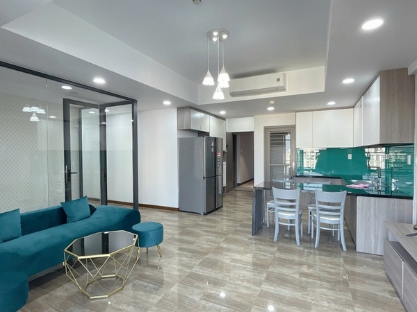 SAIGON SOUTH 3 BEDROOMS FULL FURNITURE WITH HIGH FLOORS FOR RENT