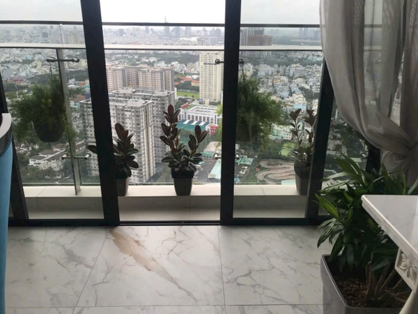 LUXURY PENTHOUSE FOR RENT AT THE VIEW – 304 SQM