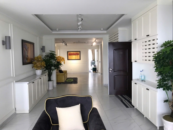 PENTHOUSE HAPPY VALLEY 4 BEDROOMS FOR RENT 239M2