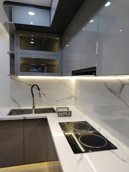 PHU MY HUNG SKY GARDEN  APARTMENT 3 BEDROOMS FULL OPTIONS  FOR SELL