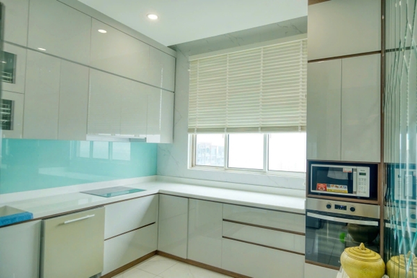 DISTRICT 2 PENTHOUSE DUPLEX VISTA VERDE 4 BEDROOM FOR SELL