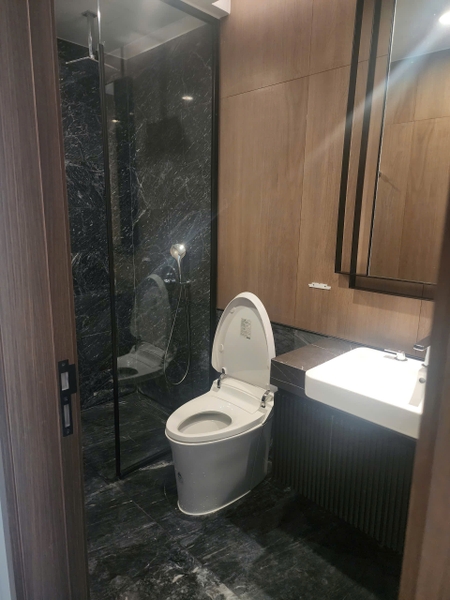 🌿 FOR SALE – LUMIÈRE RIVERSIDE APARTMENT – 75M² – 2 BEDROOMS – BASIC FURNISHED – 11.35 BILLION VND (ALL IN) 🌿