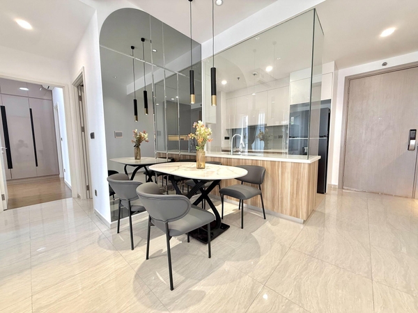 Q2 THAO DIEN APARTMENT 2 BEDROOMS NICE FURNISHED FOR SALE