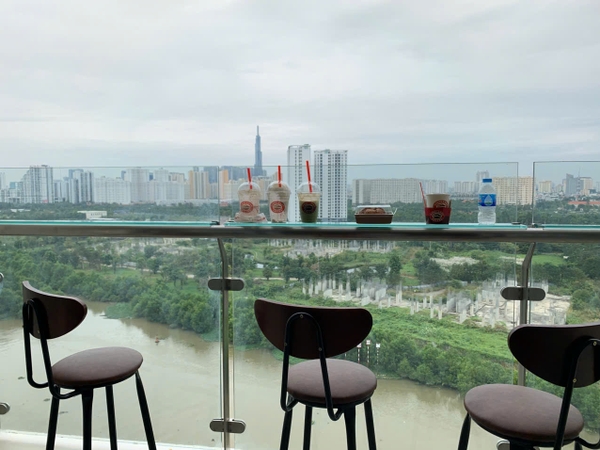 DIAMOND ISLAND 3 BEDROOMS FOR RENT