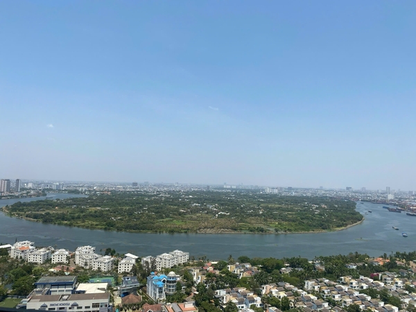 DISTRICT 2 LUMIERE RIVERSIDE 2 BEDROOMS FOR SELL